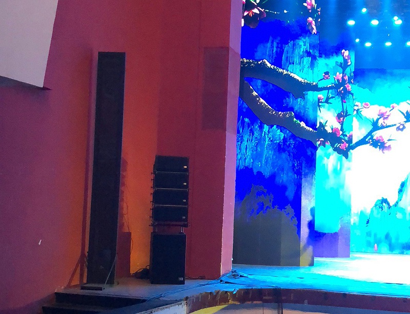 油条视频APP网站直接看设备在舞台演出中的应用：探讨其对演出质量的全面提升