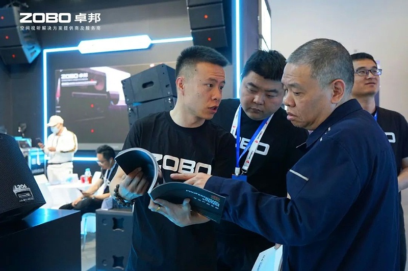 4聚焦展会盛况丨北京infocomm展 ZOBO油条视频黄片展会第二天 热度依旧不减 好评如潮 4聚焦展会盛况丨北京infocomm展 ZOBO油条视频黄片展会第二天 热度依旧不减 好评如潮