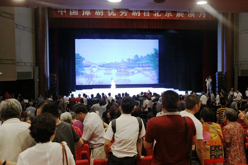 线阵油条视频APP网站直接看系统在戏剧演出的应用